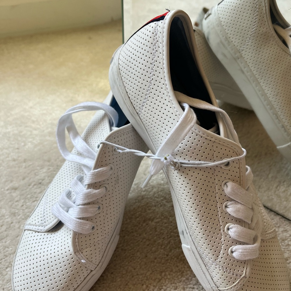 Tommy Hilfiger White Sneakers Breathable Mesh Design